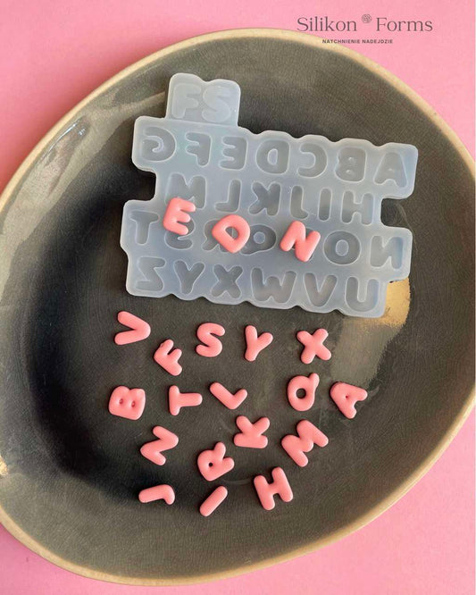 Forma do małych liter alfabetu